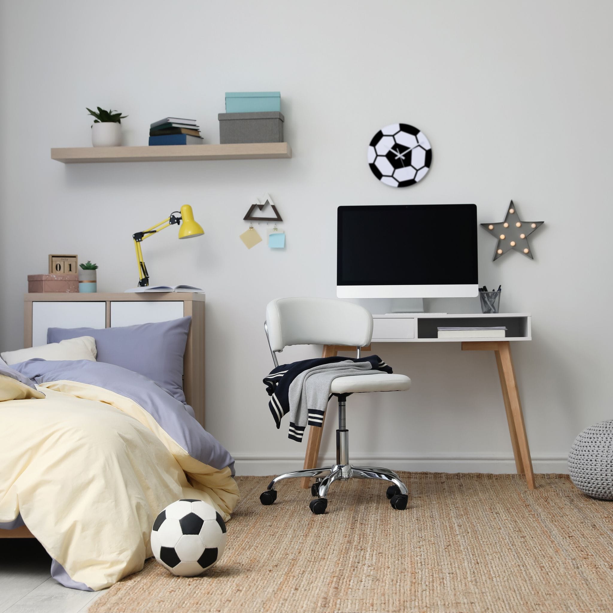 Ceas de perete Relaxdays cu model fotbal - relaxtime